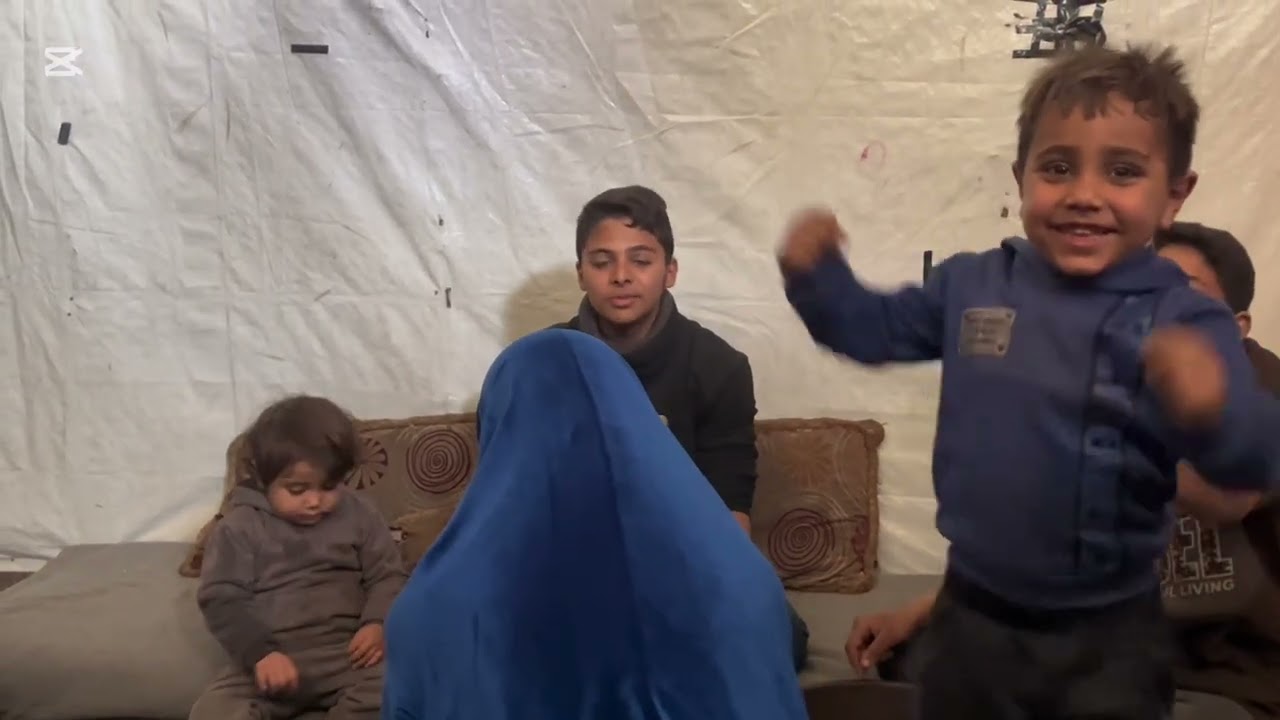 واخيراً الحمدلله اقدرنا نعمل شاورما بايدينا من خير الله ودعمكم الي انا واخوتي