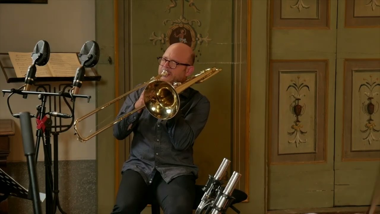 Blaser Courtois Chevillon: Azure