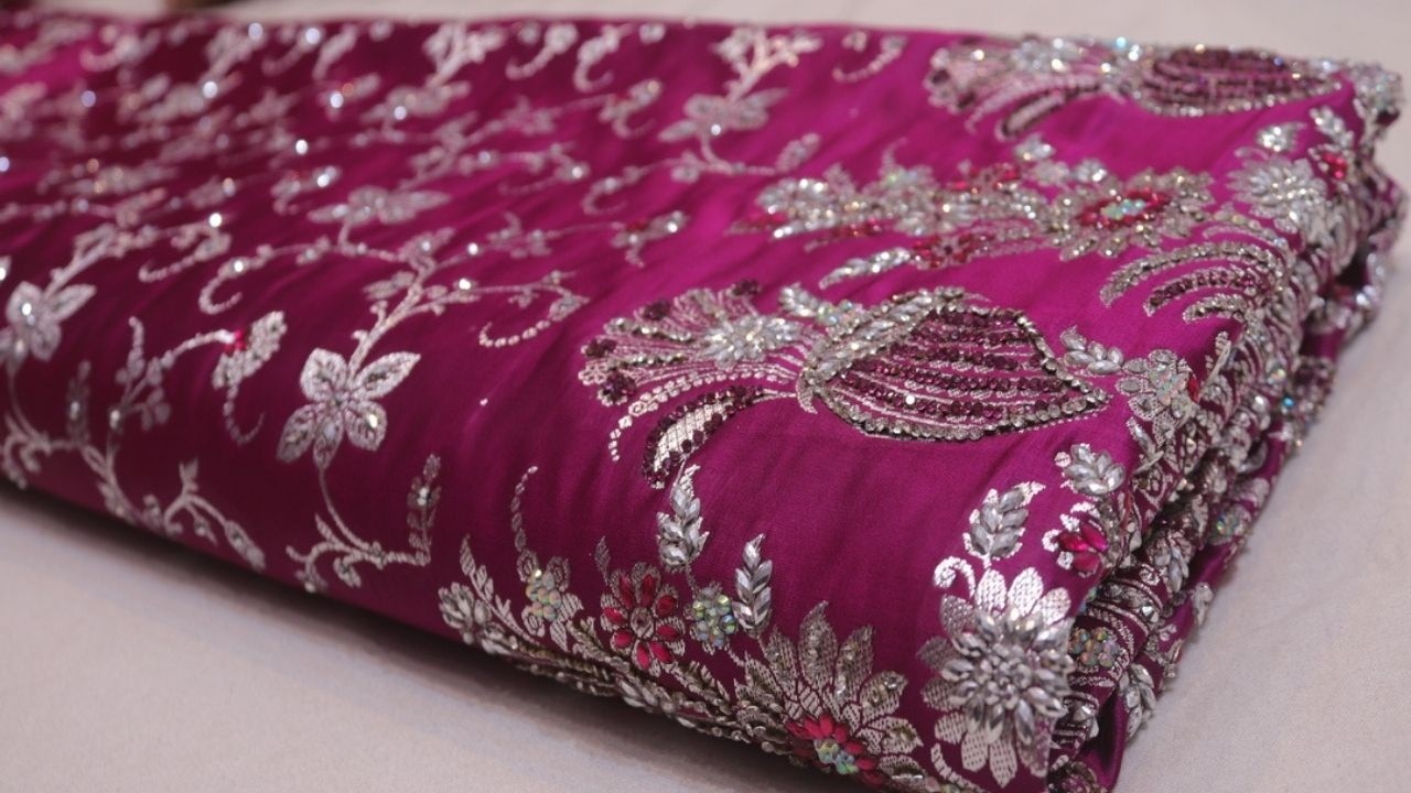 ARNG-4444 Elegant Magenta Silk Saree with Heavy Silver Zari Weaving| Bridal & Party Wear||Crystals