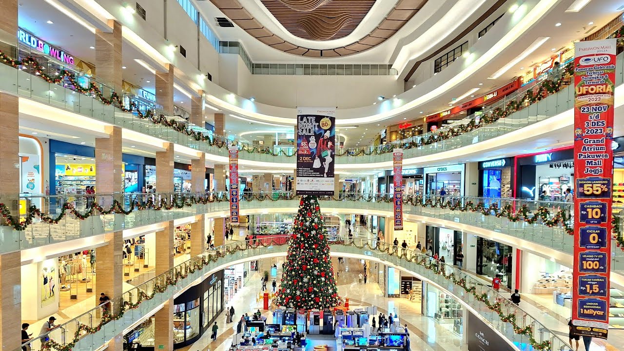 PAKUWON MALL TERBESAR DI YOGYAKARTA