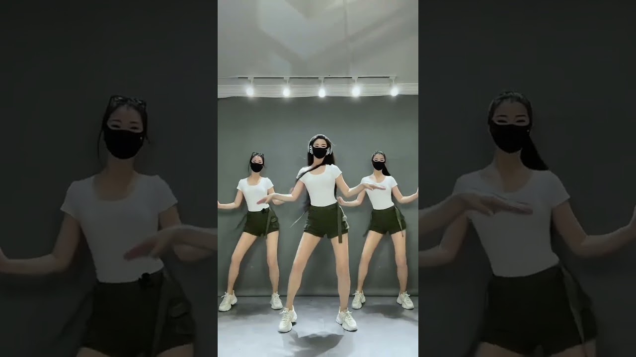Beautiful dance Momo Ya P105 