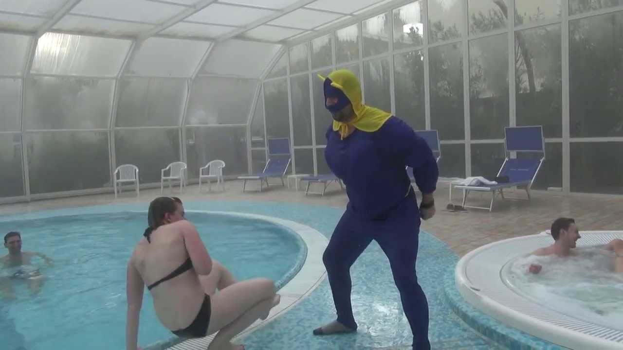 Superhero - Crazy Salseros in Rimini