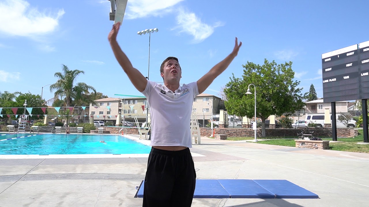 How to do forward dive half twist straight 5111a (Springboard Diving Strategies Tips Tutorial)