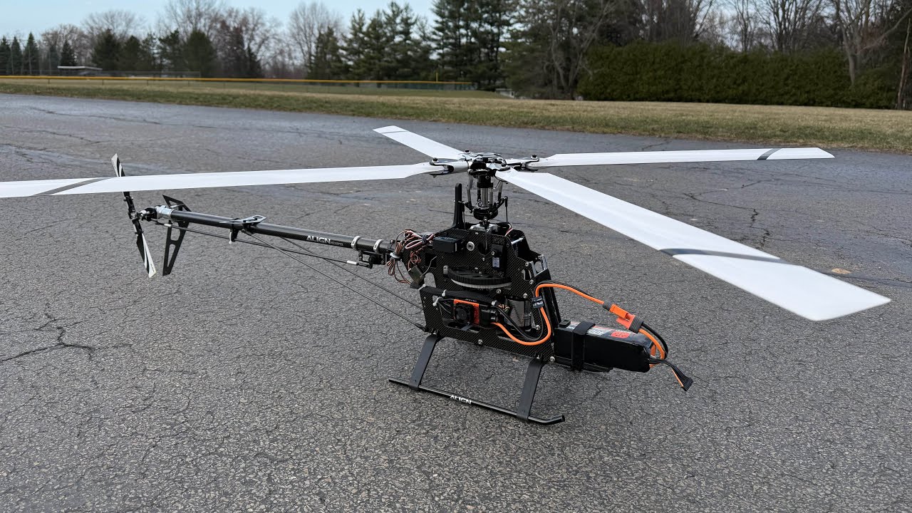 Trex 600e 4 blade mechanics test flight 