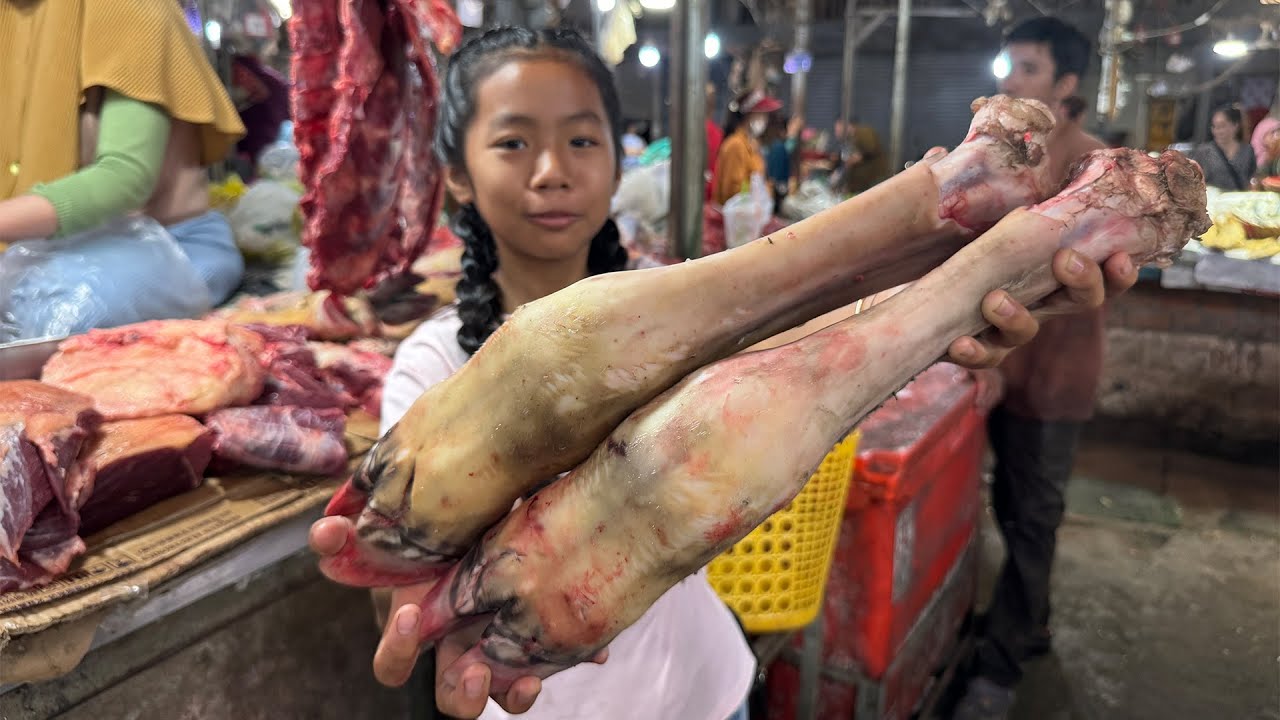 Market show: Chef pich buy beef legs and cooking - Yummy 2 recipes with beef - Cooking with Sreypich