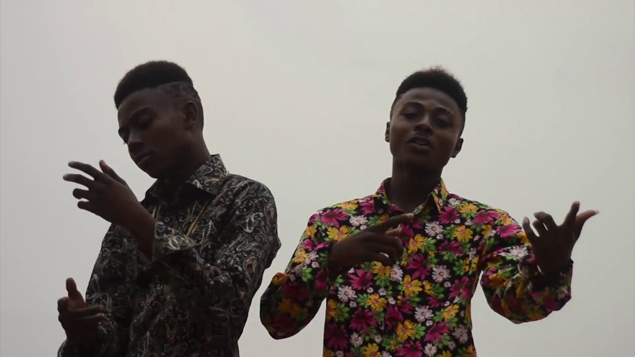 DE BRAINIACS -Hold On (Official Video)