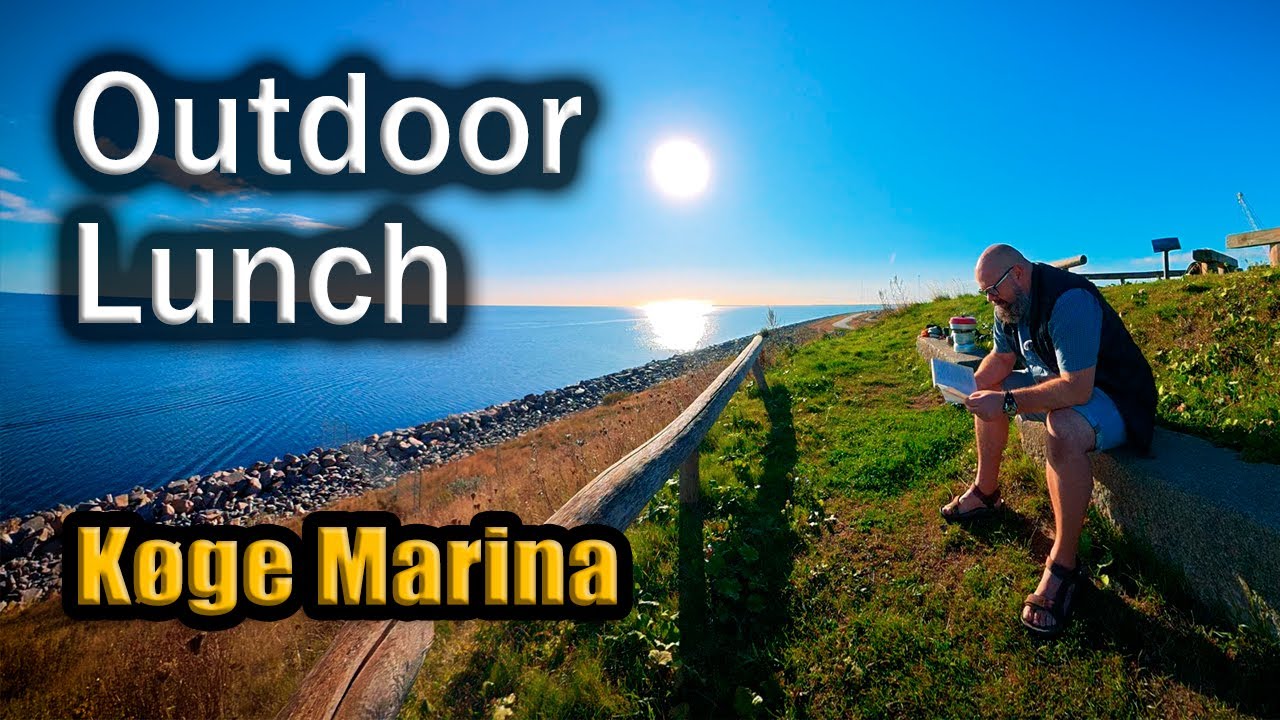 Eating Lunch at Køge Marina | A Digital Detox by the Sea