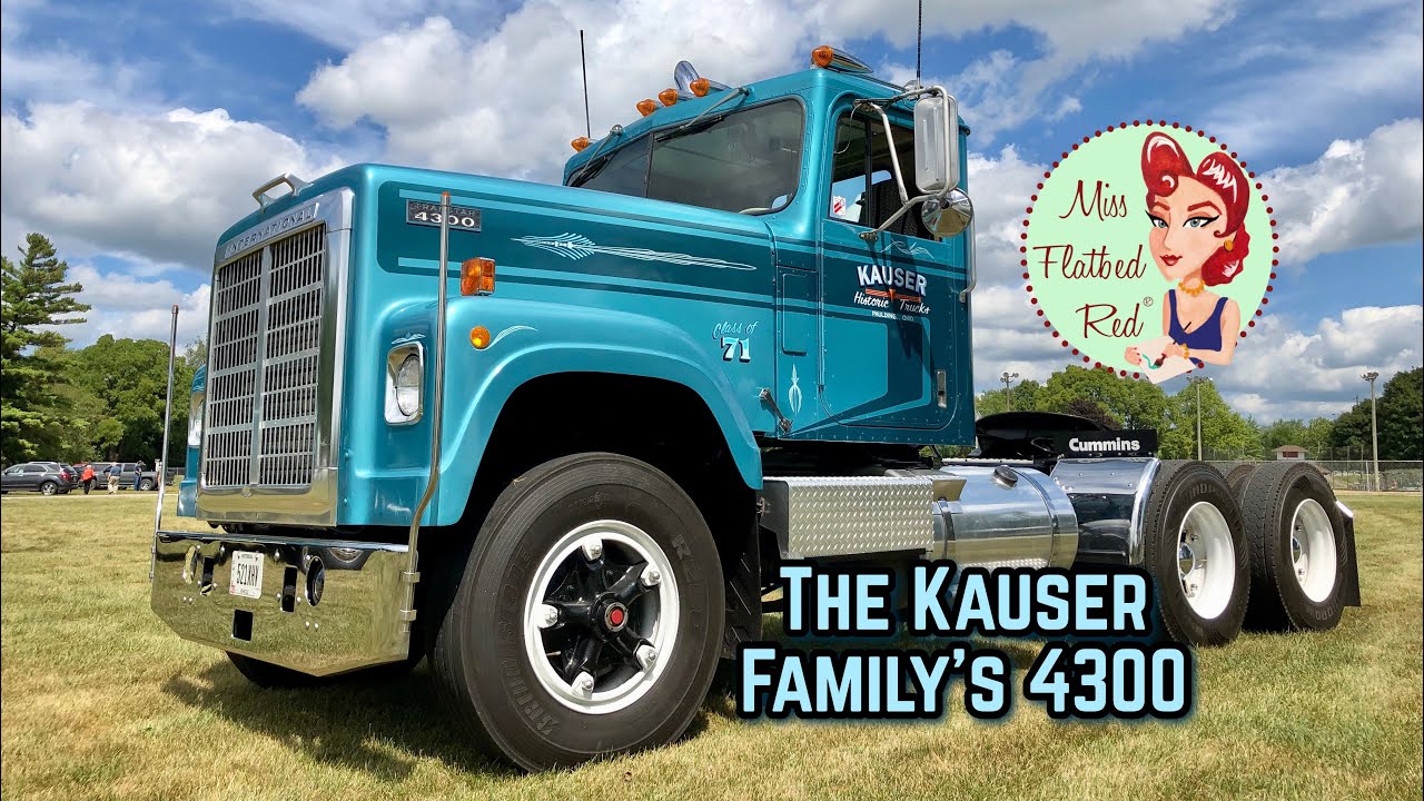 Экскурсия семьи Каузер на грузовике International Harvester 4300 Transtar