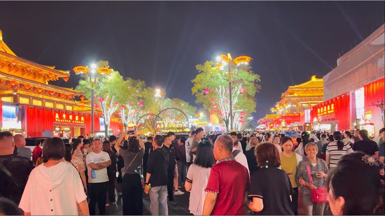 带您完完整整身临其境的逛西安大唐不夜城（上集）|Xi'an Datang Evernight City（Previous episode）
