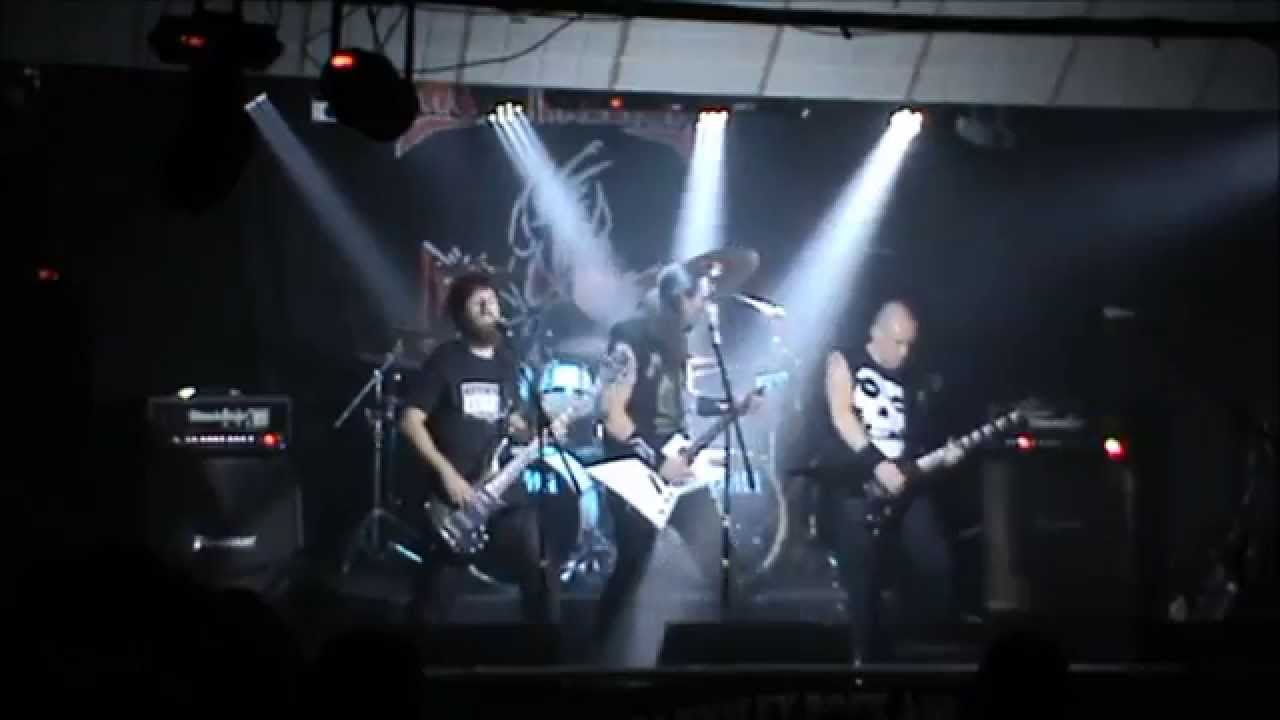 Moretallica - Blackened & Creeping Death - Live in Barnsley 04/10/14
