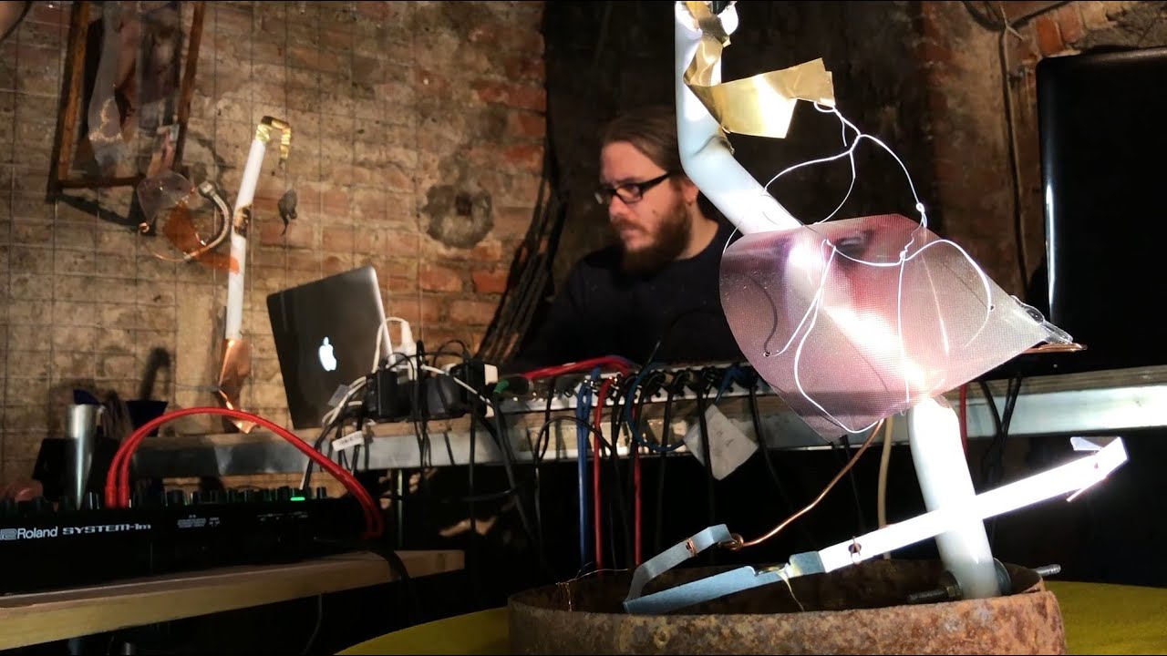 LIVE session / sculptures - Chelidon Frame, Alberto de Angeli, Andrea Marinelli
