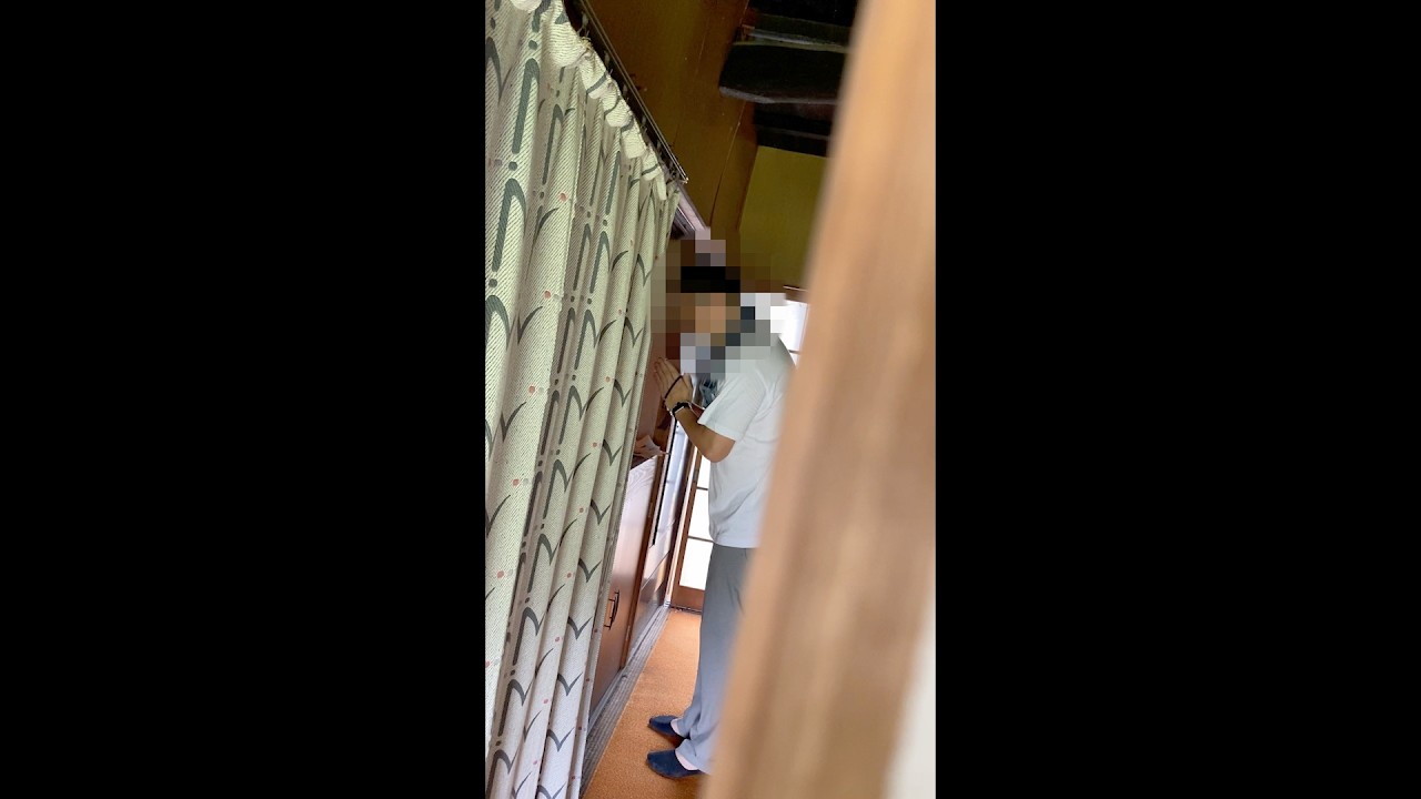 【心霊映像】不可解！６年ぶりに帰省したその日…カメラに“知らない女”がうつっていた！【心霊闇動画87】