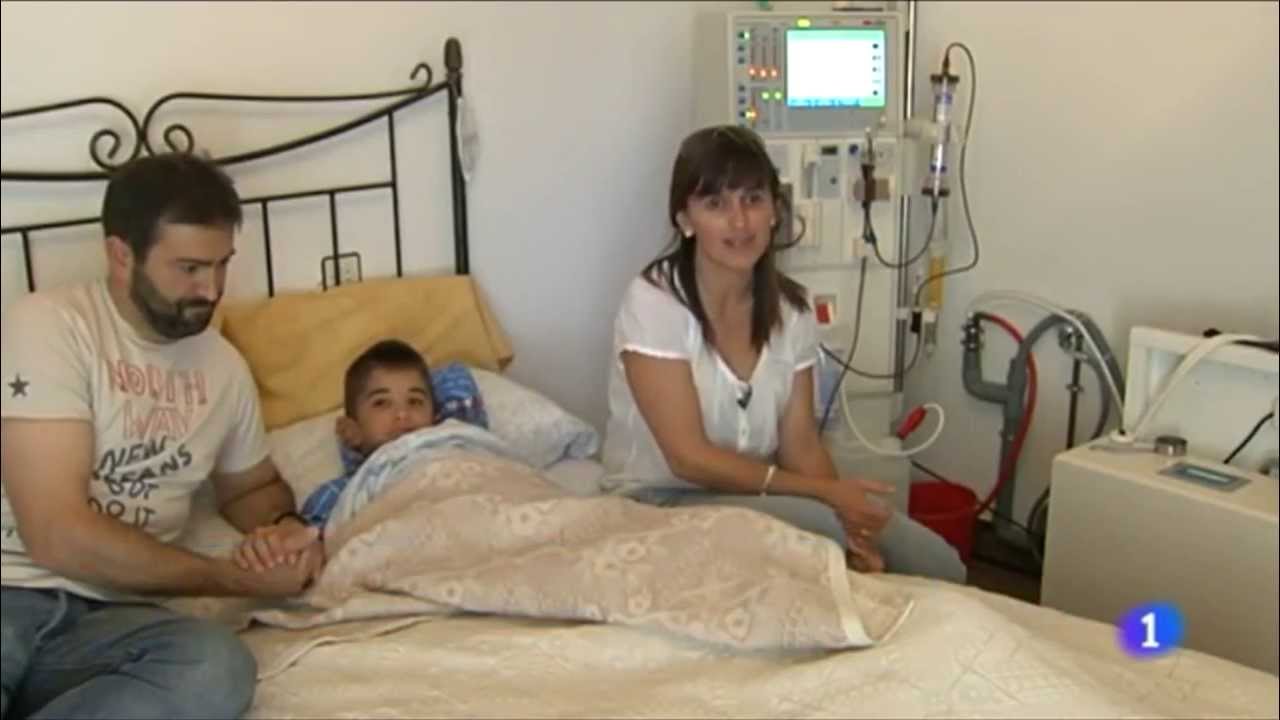 02/07/2013 TVE La Fe desarrolla con éxito su primer programa domiciliario de hemodiálisis infantil
