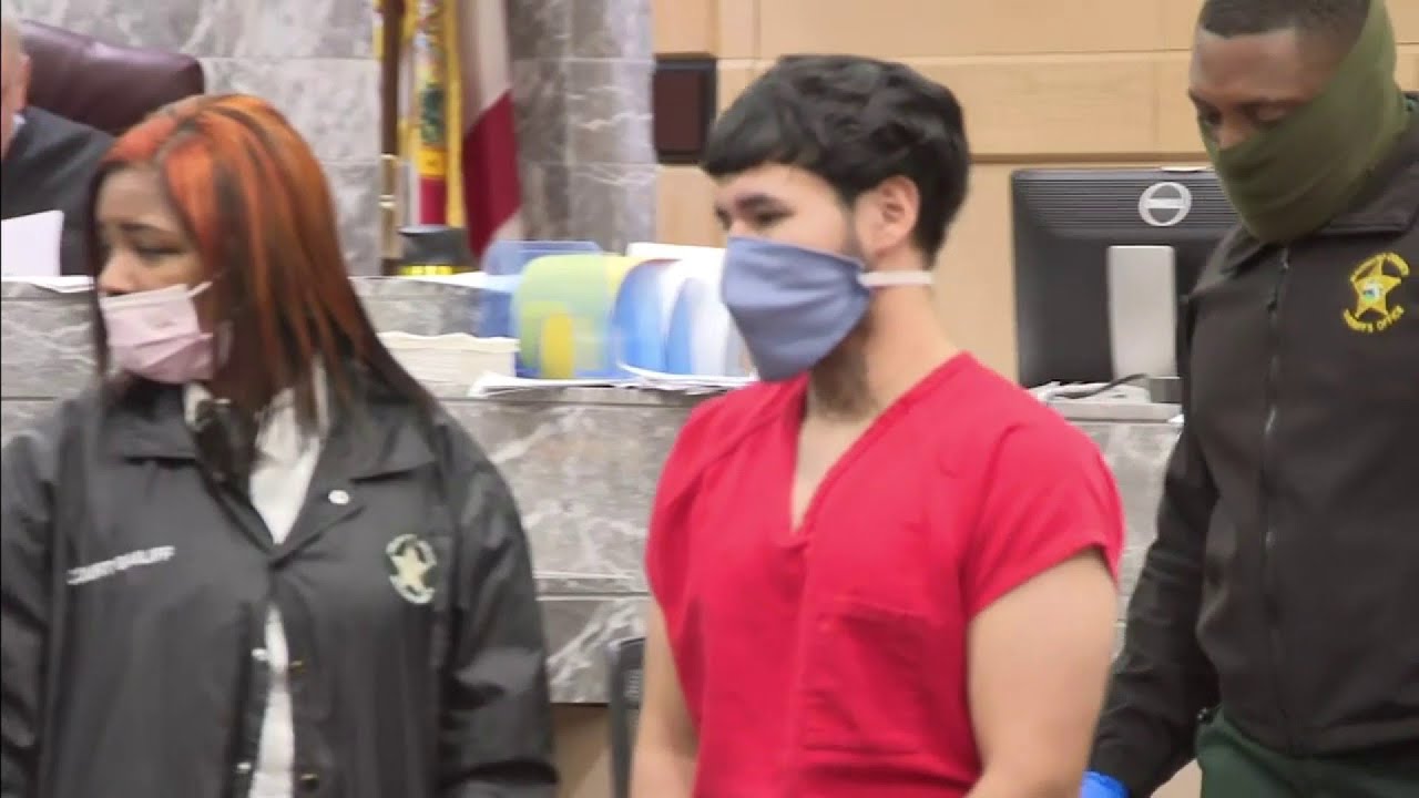 Man accused of killing Hollywood cop appears in court