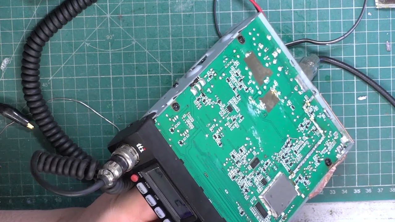 TTI TCB771 CE MultiNorm UK/EU CB radio repair & service. Ingress of moisture.