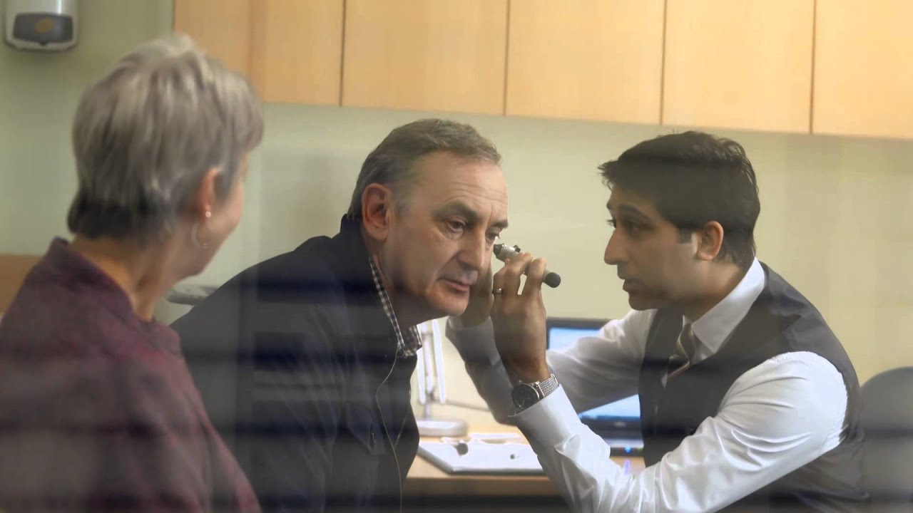 Бесплатные очки Specsavers при покупке слуховых аппаратов.