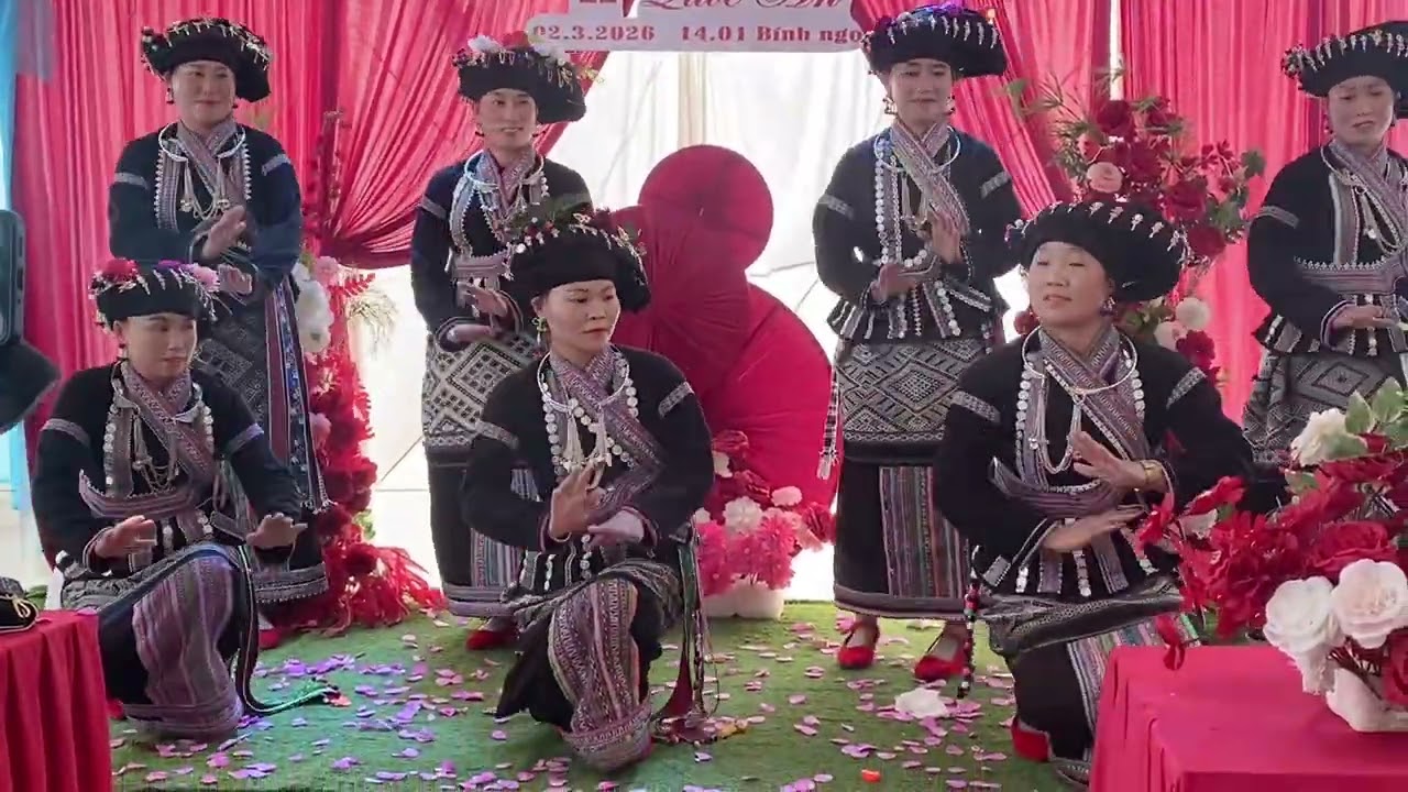 Múa Mừng lễ vu quy coc cuông