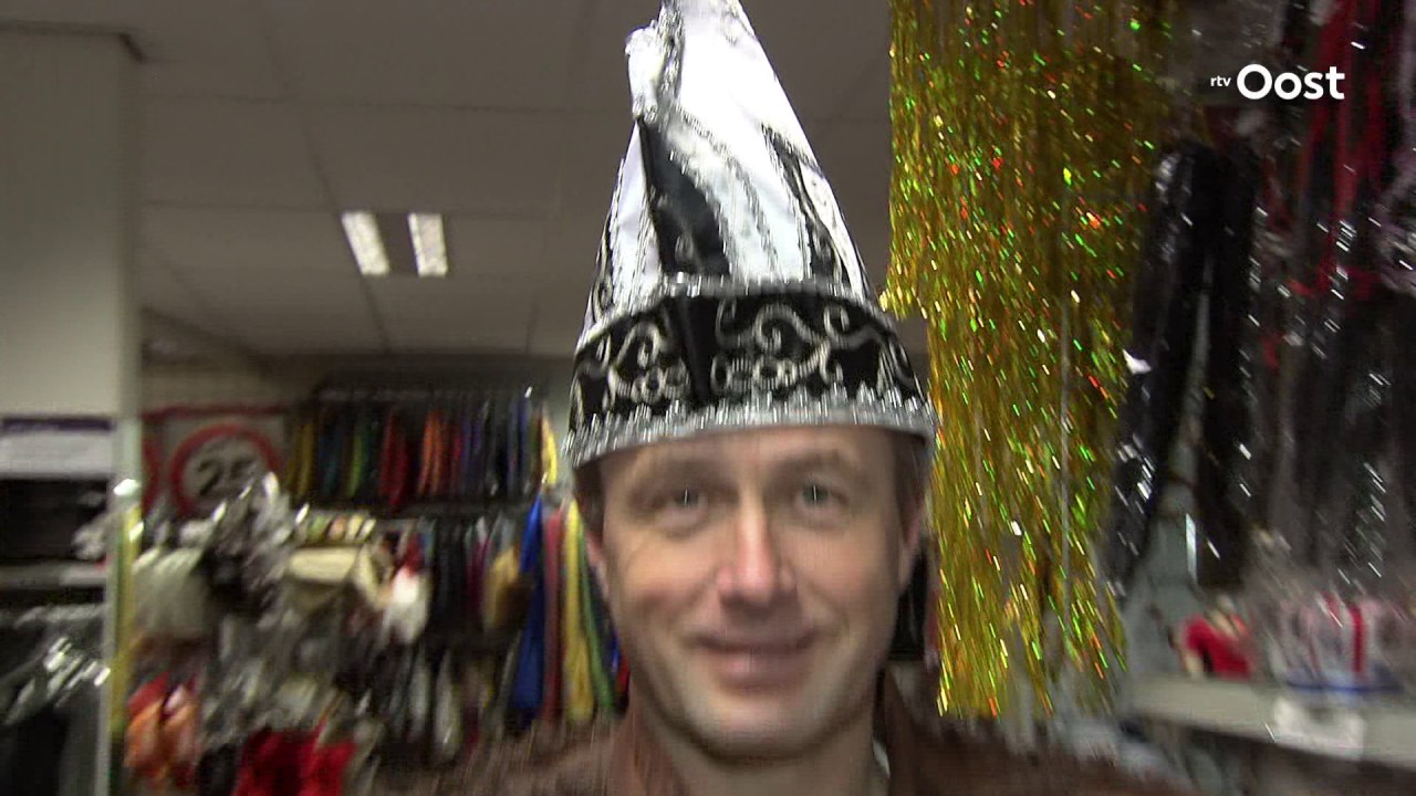 Carnavalswinkel Borne & Oldenzaal komt met eigen kledinglijn