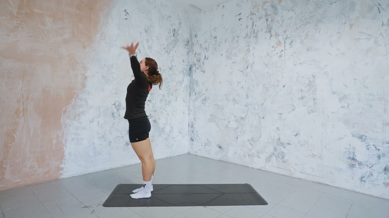 Mobility for Runners | Session 6/26 | Stretch and Yoga with Coach Torzi from Runna