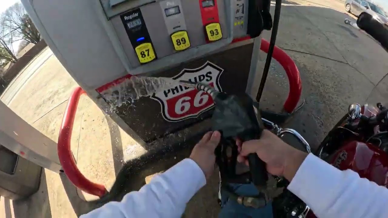New Bike Owner Gets Soaked in Fuel as Gas Pump Gets Stuck - 1810757