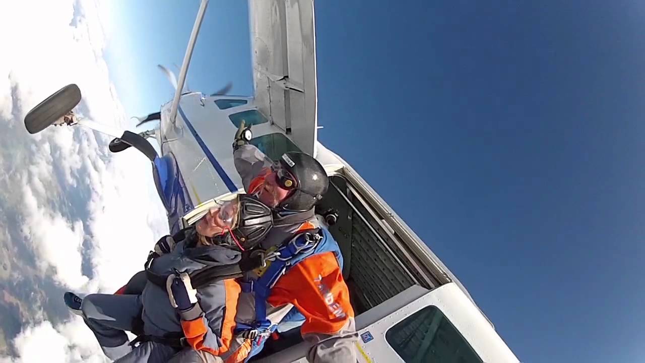 Tandem SkyDive GoPro HD2