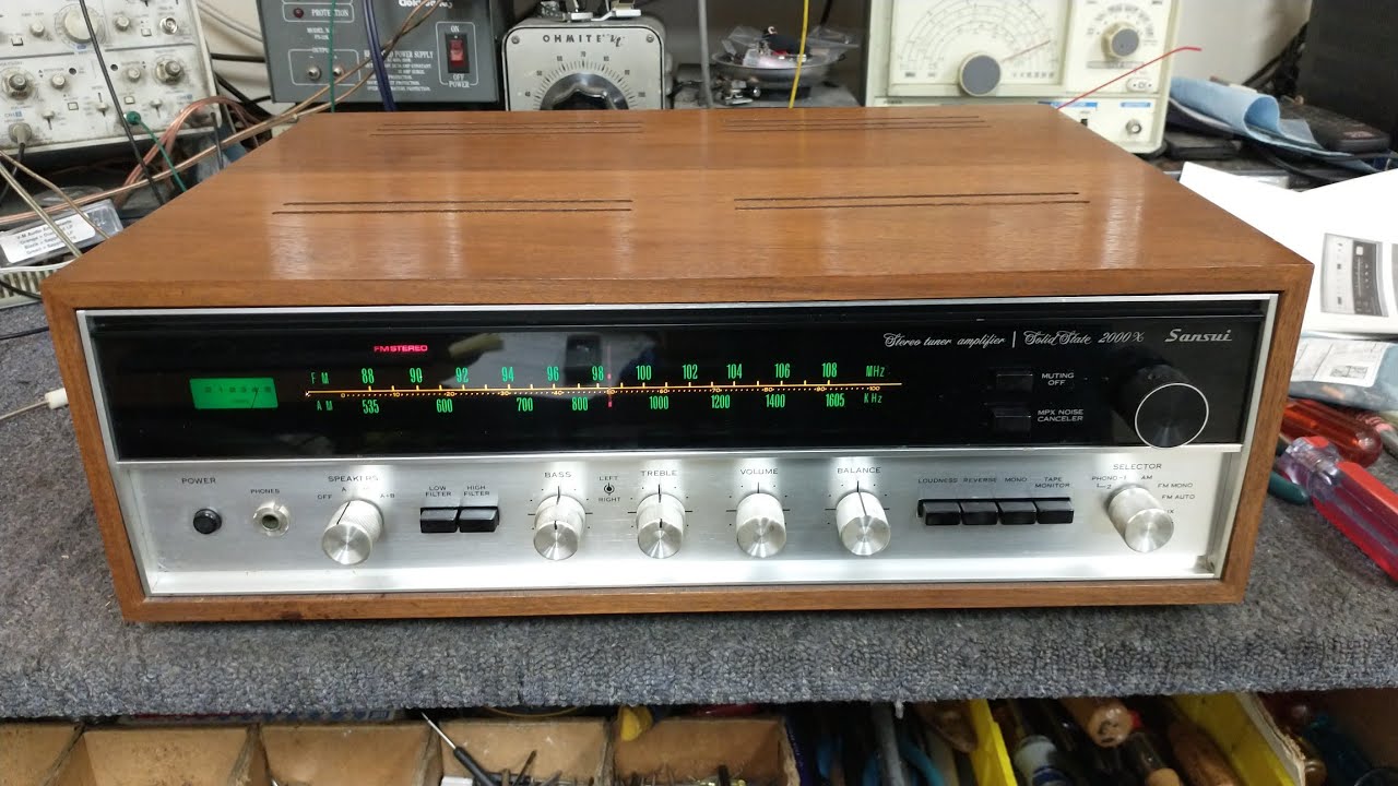 Servicing a 1971 Sansui 2000x stereo receiver. Repair of 