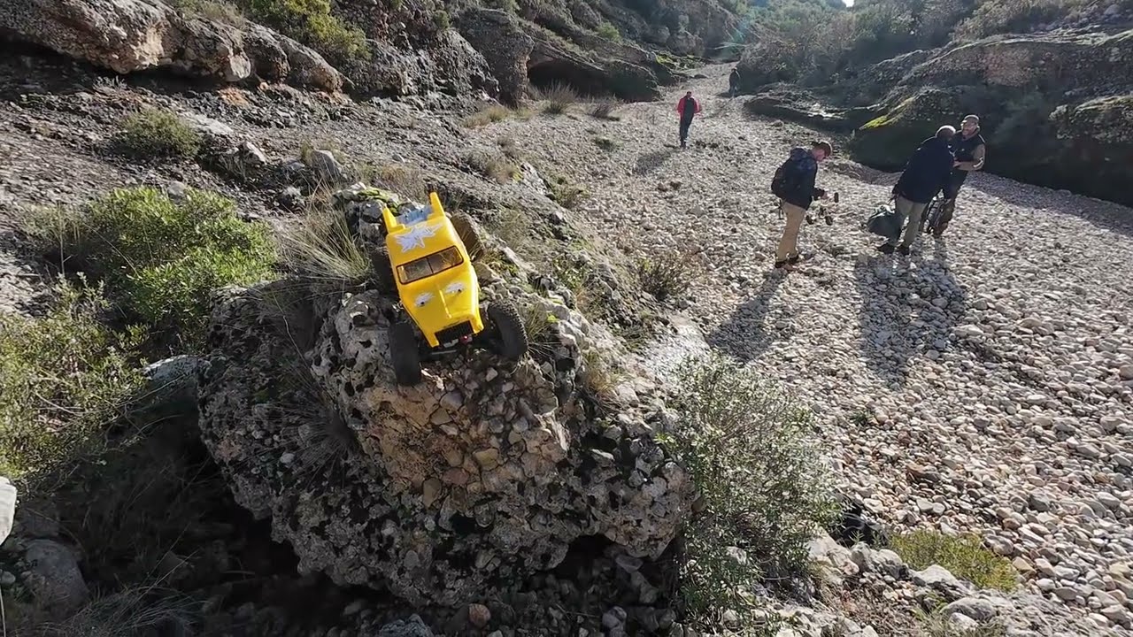 Découverte spot CRAWLER avec @crawlerrcaveyronettpjcg4626 Element Ecto, Capra, Rc4wd Bully MOA