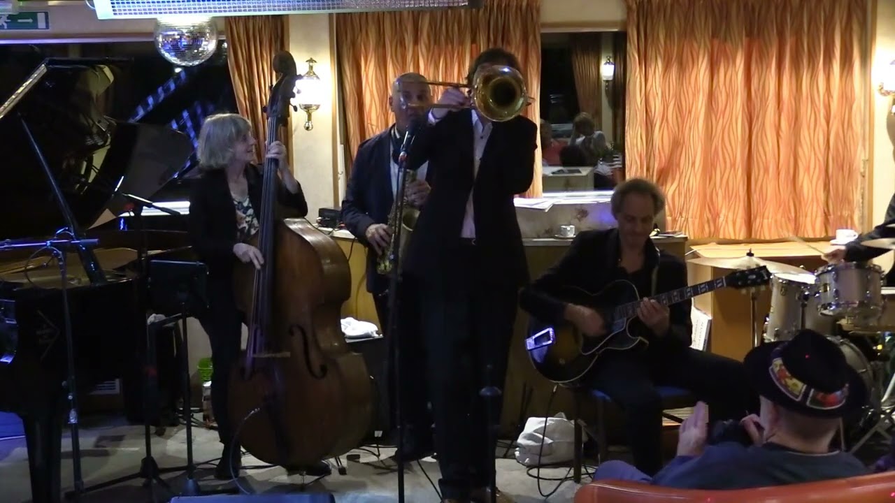 Croisière Jazz sur le Rhône  -   Medley du concert de  Jean  Pierre BERTRAND Boogie Sextet - 20 : 13