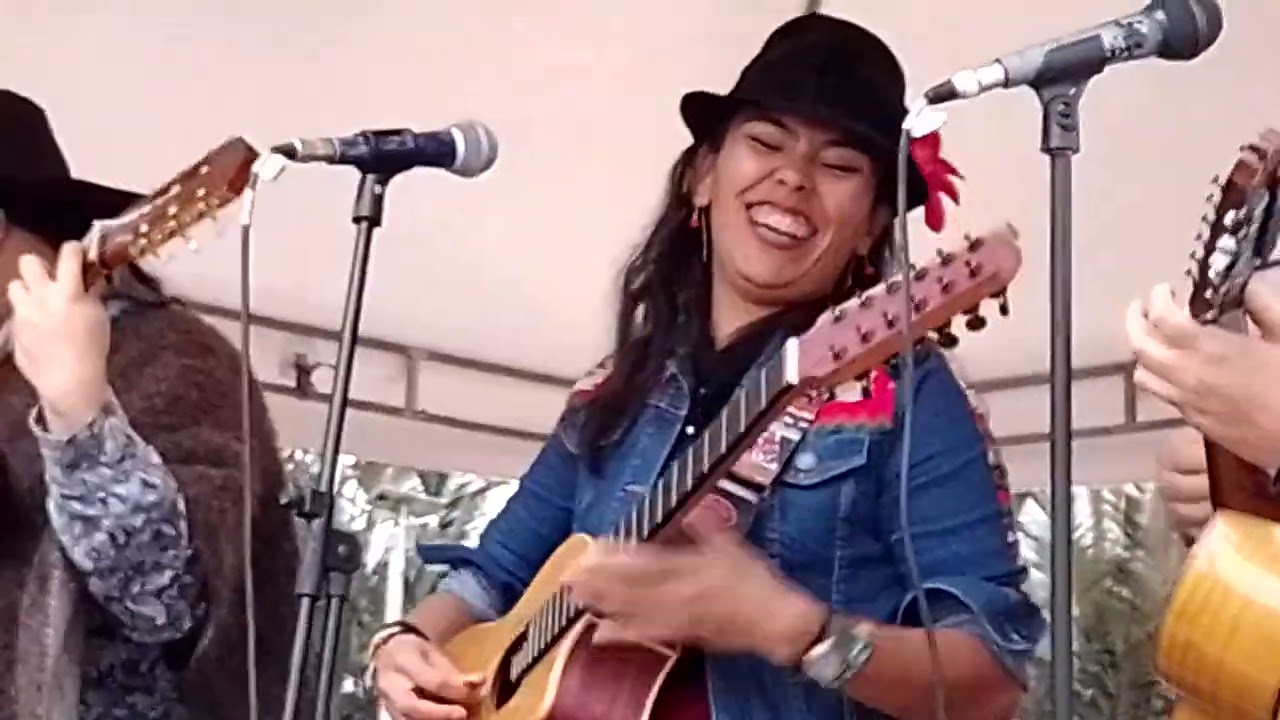 Concierto de los CAMANDULAS en Suba.