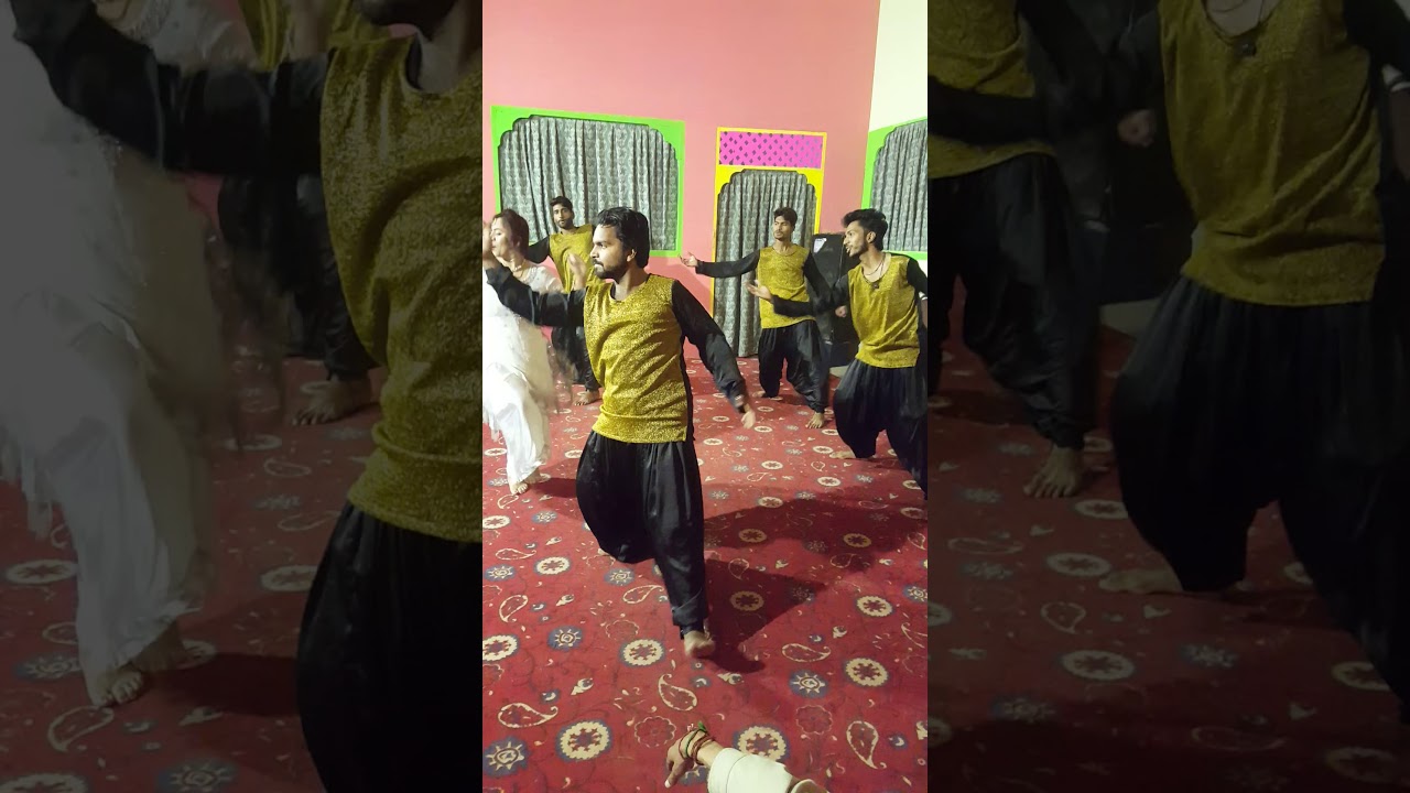 Pyar wali khich Asi Seene Vich Pai Husain