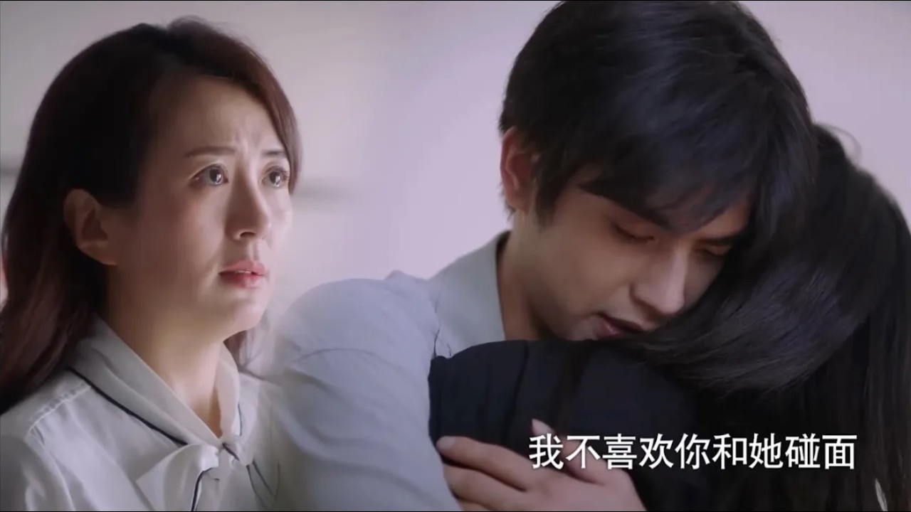 Когда мама начала создавать проблемы для Цзяньцзяня, Линсяо тут же вышел из себя и начал спорить!