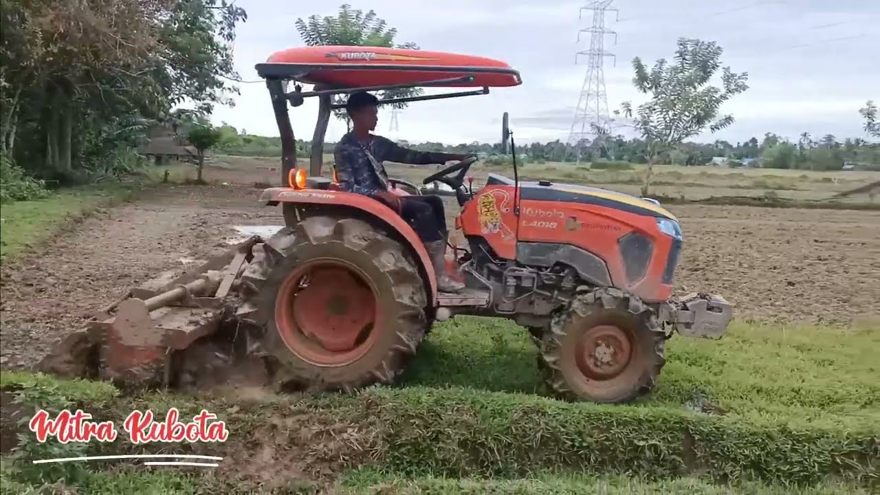 KERJA MUDAH TRACTOR KUBOTA L4018!! DENGAN ROTARY OLAH LAHAN SAWAH KERING DENGAN MUDAH!!