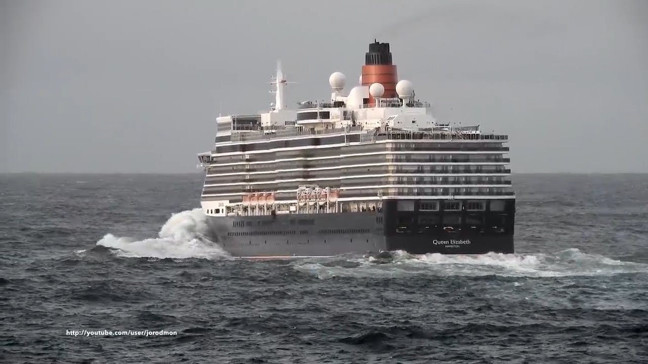 Gelombang 7 Meter Guncang Kapal Pesiar Queen Elizabeth #ship #ships #shipping