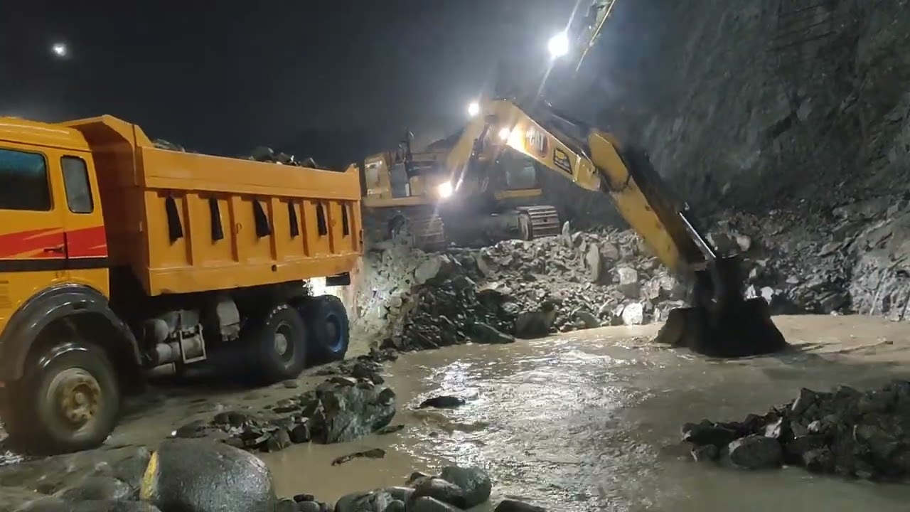 #mining #construction Exveater #chaterpiller³³6 Truck loading marcher earth move  #automobile 