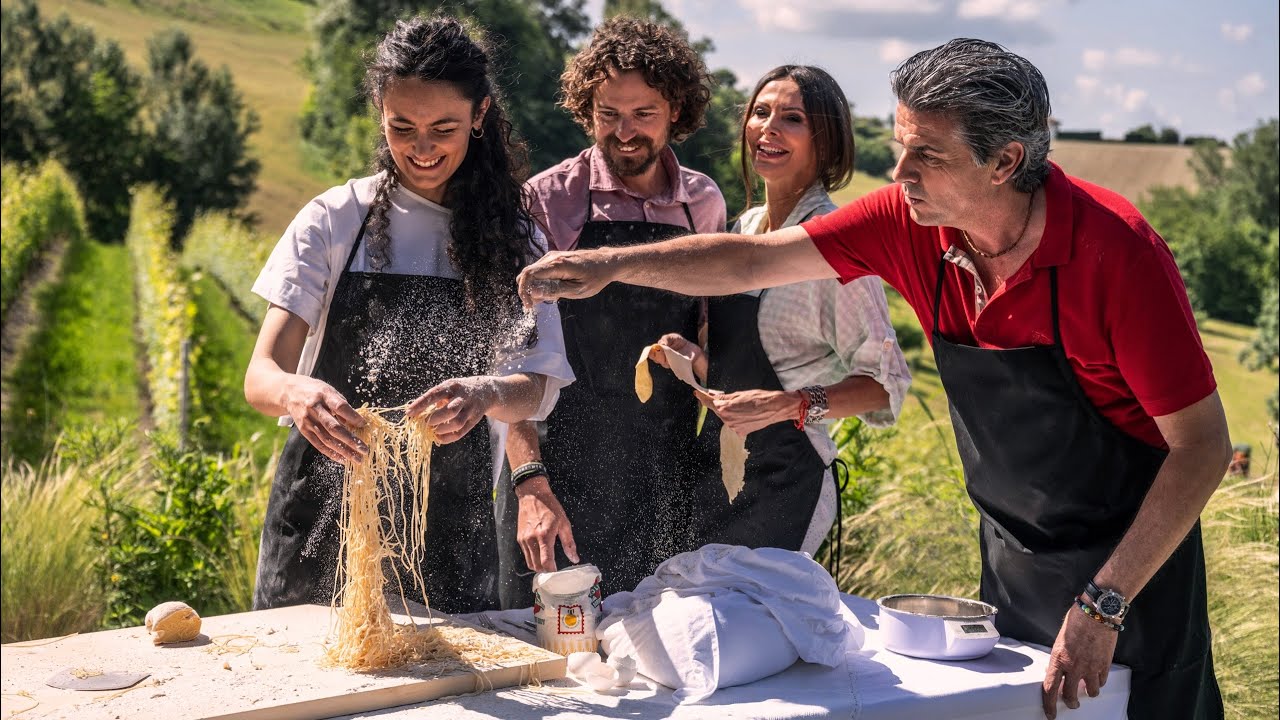 Langhe Experience | Live with us UNESCO Hills, Fine Wines & Authentic Hospitality