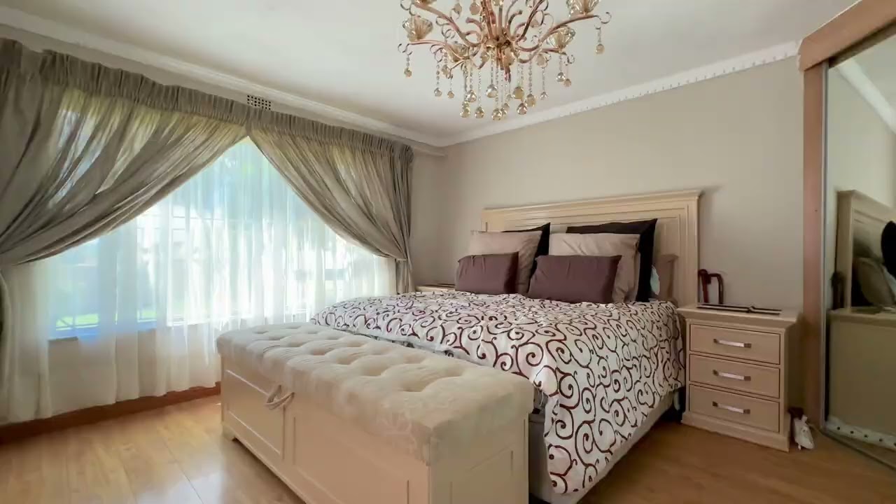 House for Sale in Country View Midrand