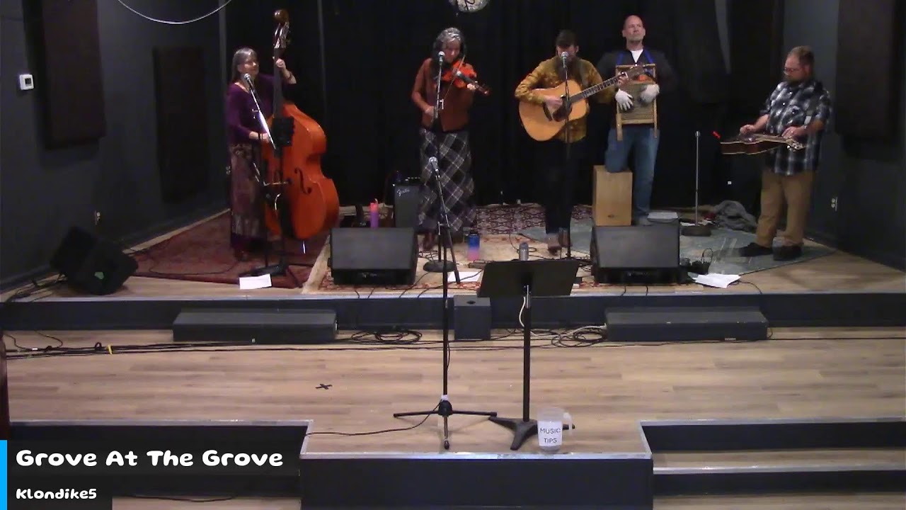 Groove At The Grove