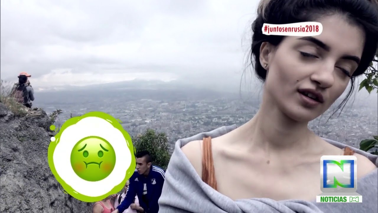 La 'Loca linguista' se le midió a subir Monserrate a pie