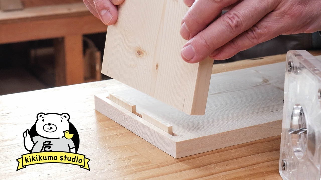 Woodworking Joints | Most Easy and Reliable Corner Joint using a Router (subtitled)