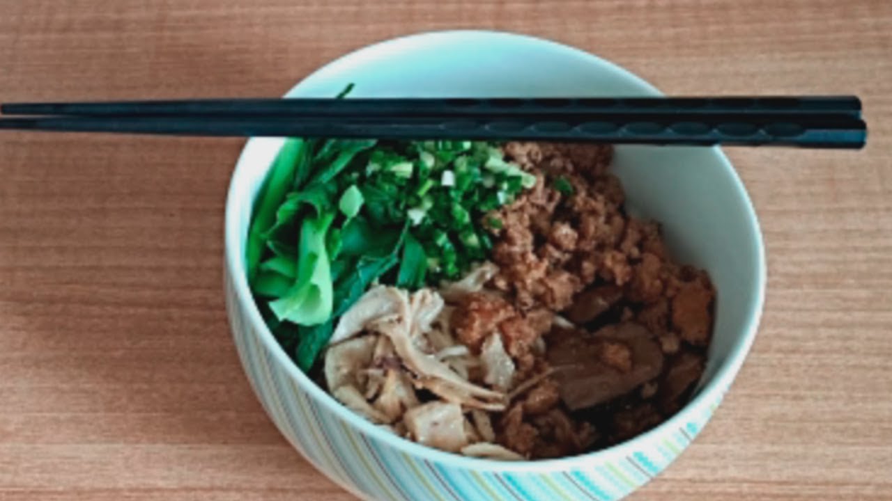 BAKMI AYAM BABI (MIYABI) /MINCED PORK NOODLES WITH CHICKEN /非常好吃的麵只有在印尼
