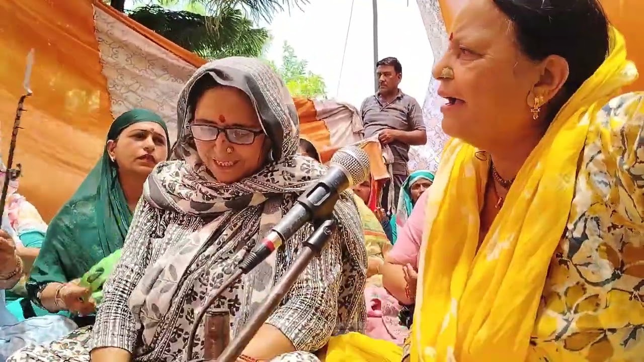 माता रानी की सुंदर भेट।। तेरे कोल बैहन नू मां दिल करदा।। कीर्तन में रौनक लगाना वाला भजन 💃 🌹🌹