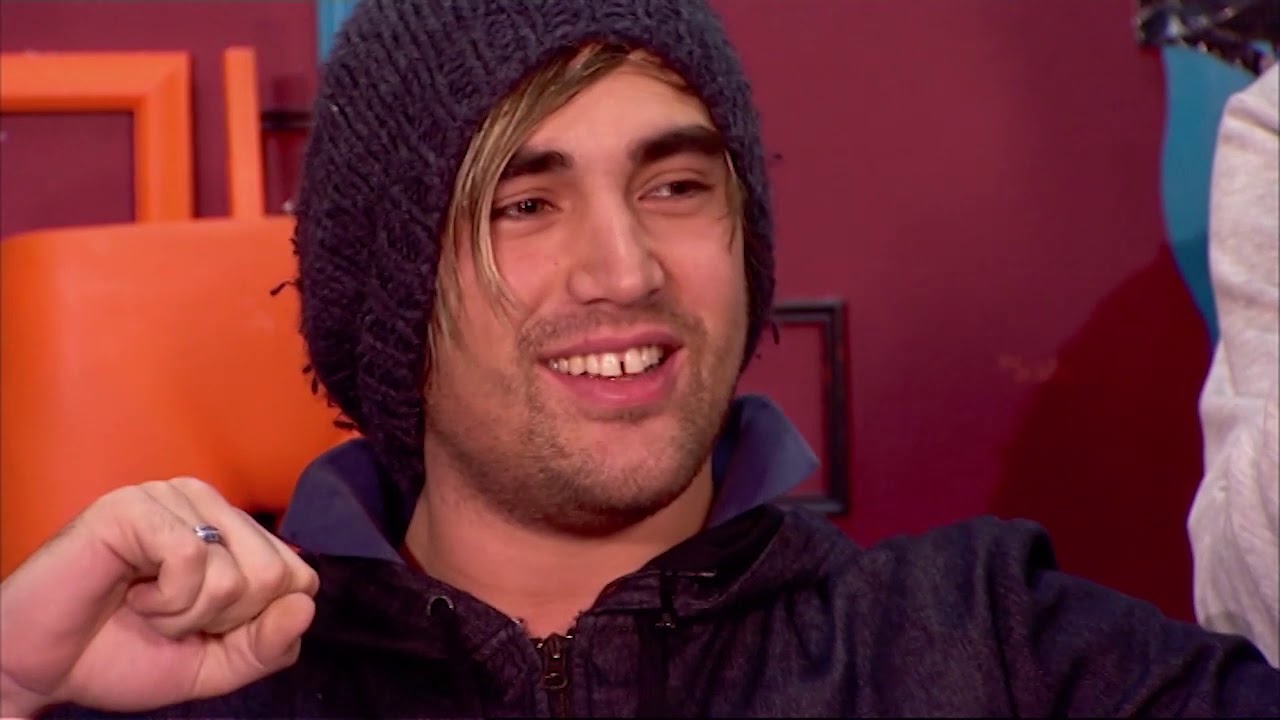 The 5:19 TV Show - Episode 7 - Fightstar, Sway vs Skepta, A Christmas Carol premiere