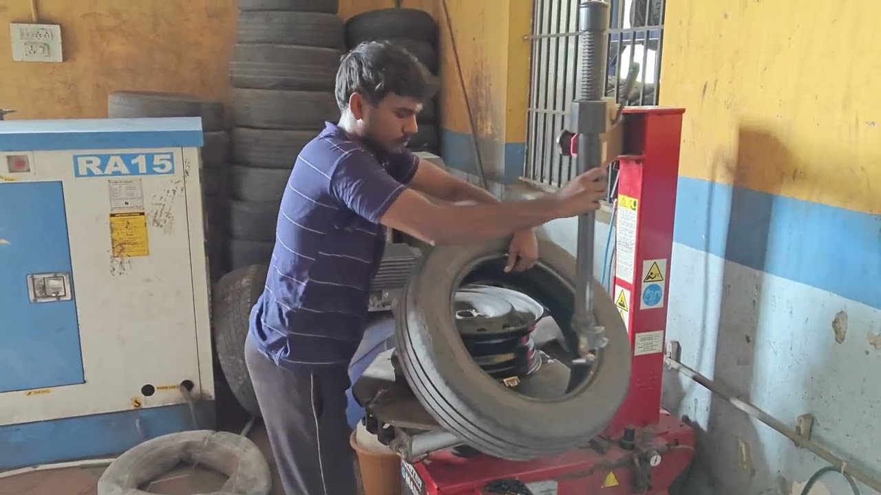 Continental UC 6 tyre For Maruti Suzuki Ignis 🚘 90,000 km driven 185/75 R15 tyre change Full video 🚗