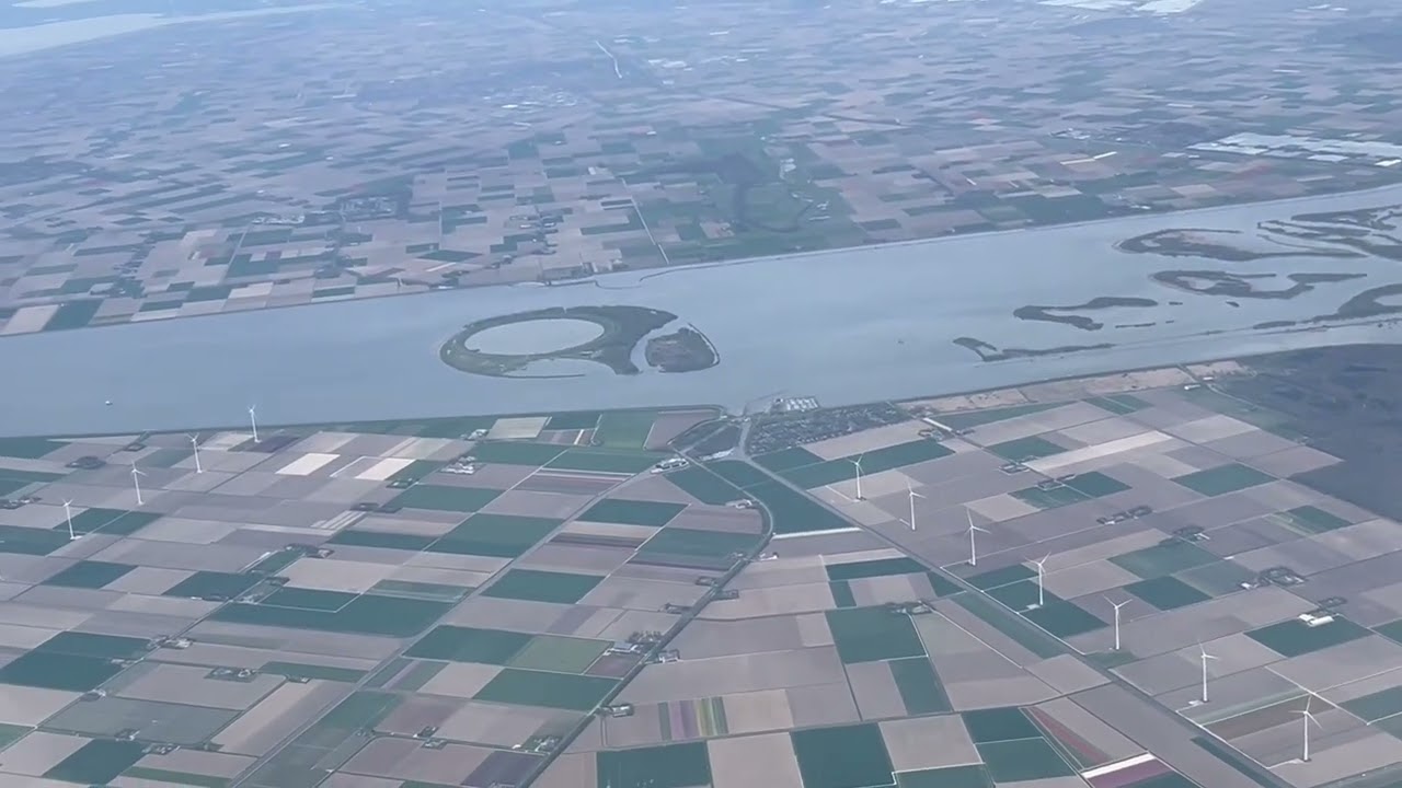 Emirates EK147 Dubai to Amsterdam&hellip; beautiful Amsterdam skyline 13 April 2026