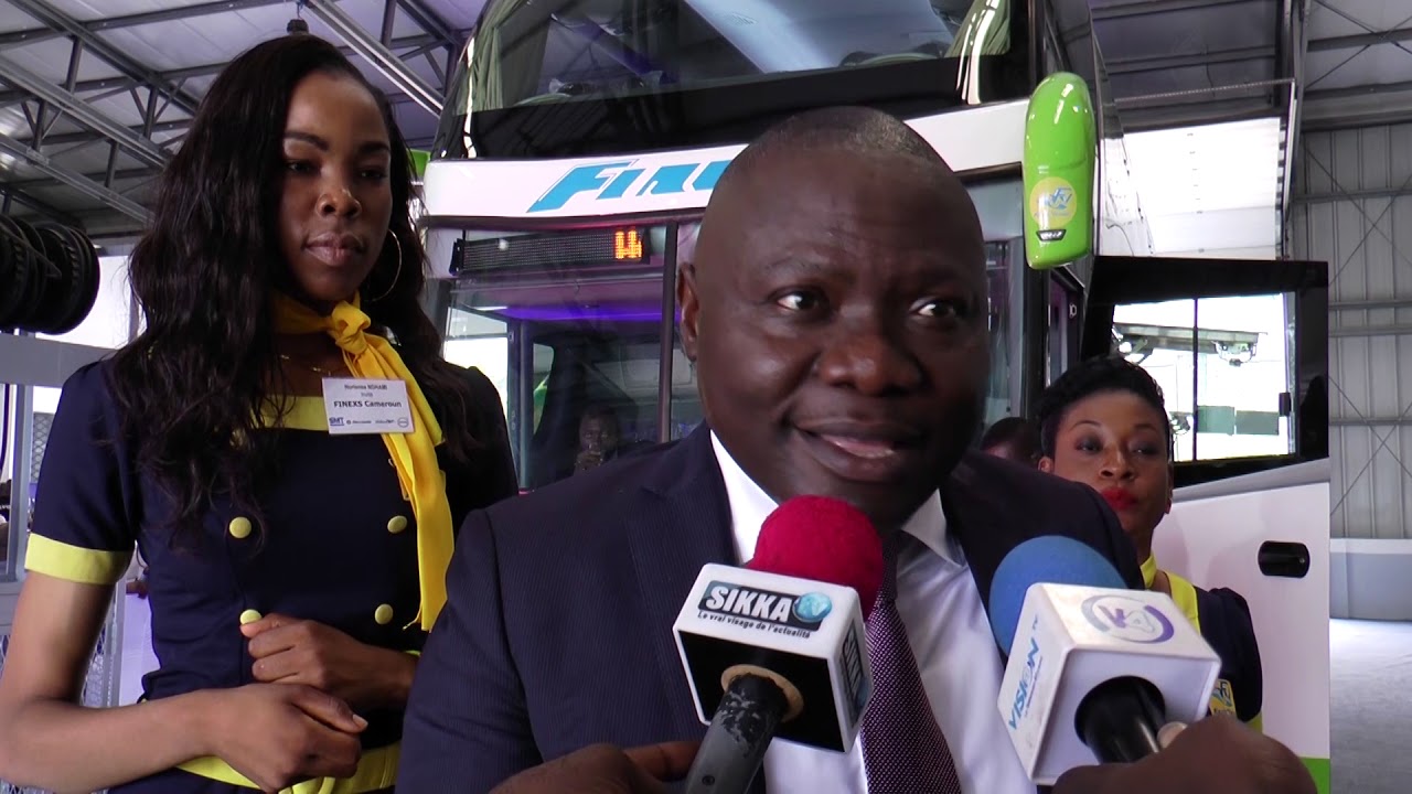 TRANSPORT INTER URBAIN PREMIER BUS EN ETAGE AU CAMEROUN