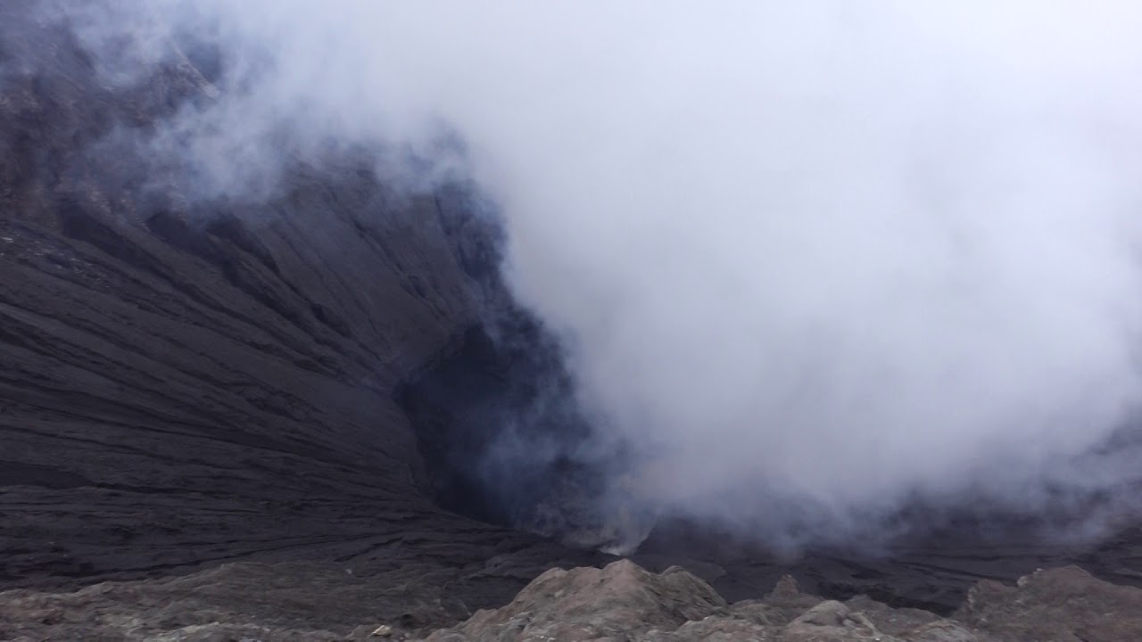 Mount bromo on java