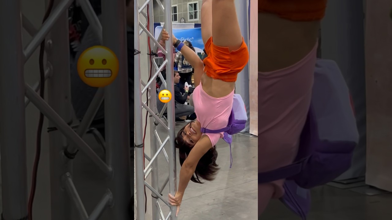 Dora is stronger than u 😎💅🏼 #dominicandora #humanflag #calisthenics #fitexpo #dora