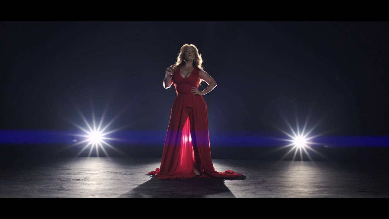 Miriam Cruz - Salí de ti (VÍDEO OFICIAL HD)