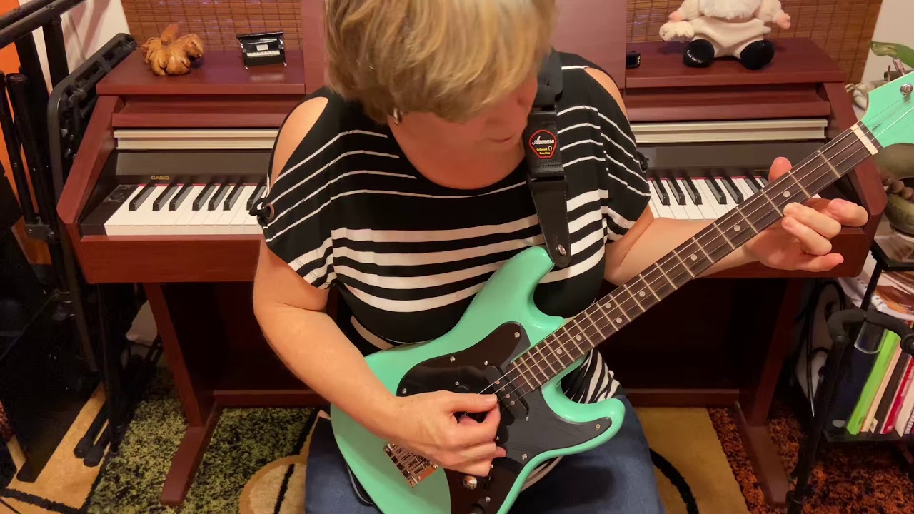 3/4 Stratocaster type tenor guitar demo ~ DGBE tuning (made by Mike Soares) **(SOLD)**