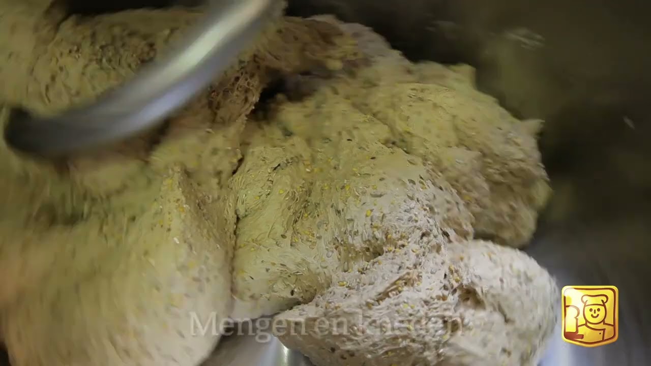 Zo maakt echte Bakker Braal Brood. Bekijk de productie van Gildespelt